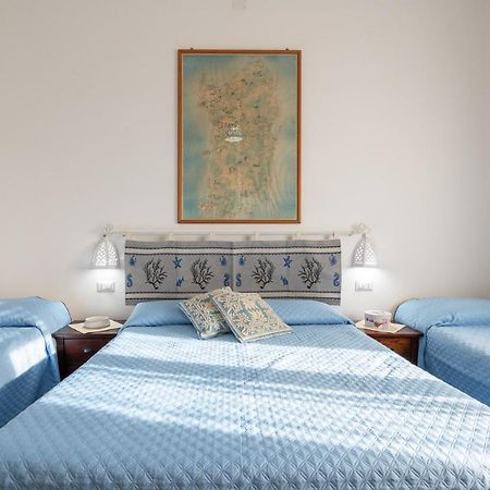 Cagliari Central Rooms With Port View Exterior foto